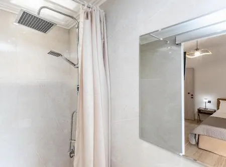 Spiro Solari Apartman